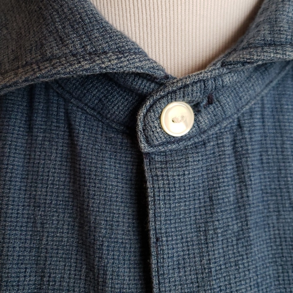 Long Sleeve Button Up - Picture 4 of 4